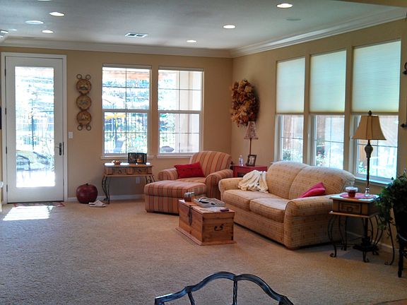 2nd image of 9489 California Oak Cir