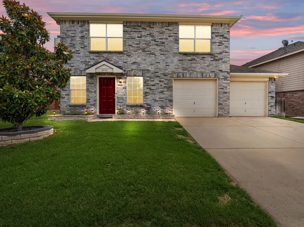 8532 Star Thistle Dr, Fort Worth, TX 76179