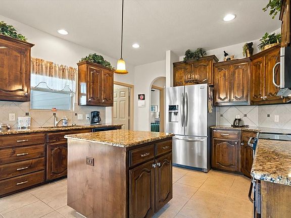 3rd image of 8317 White Hart Dr