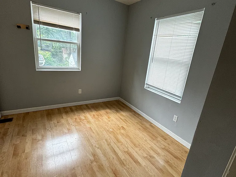 5634 Corby St #3 — Photo 6