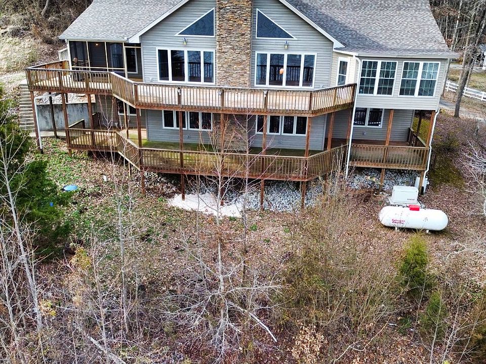 1st image of 762 Lakehill Beach Estates Rd