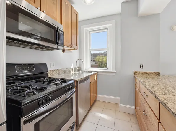 1954 Columbia Rd NW, Washington, DC