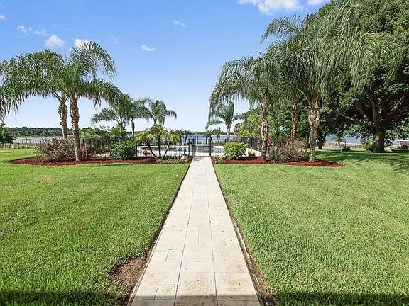 5th image of 17705 Deer Isle Cir