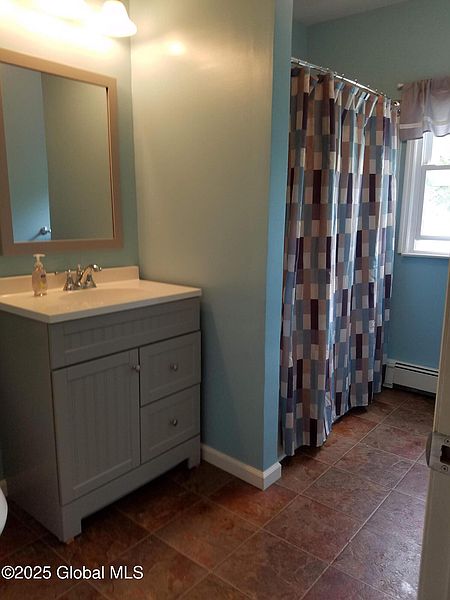 5th image of 26 Walnut Street