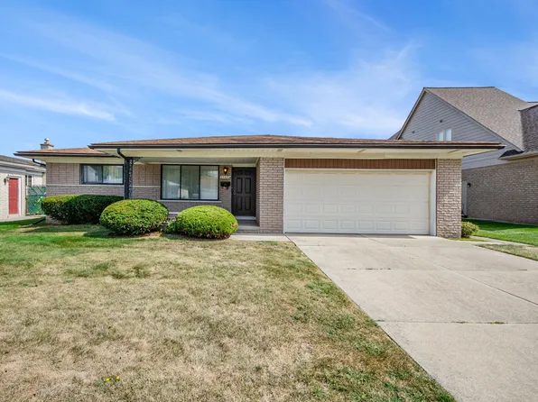 30600 Manor Dr, Madison Heights, MI 48071