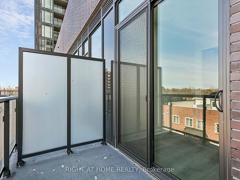 2075 Lakeshore Rd #402 — Photo 23