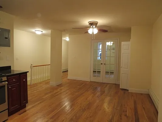 Rented by Capri Jet Realty Corp | media 5