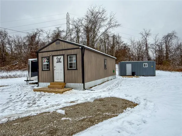 10185 N State Route 376 NW, McConnelsville, OH 43756