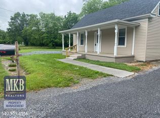 4808 Read Mountain Rd, Cloverdale, VA 24077