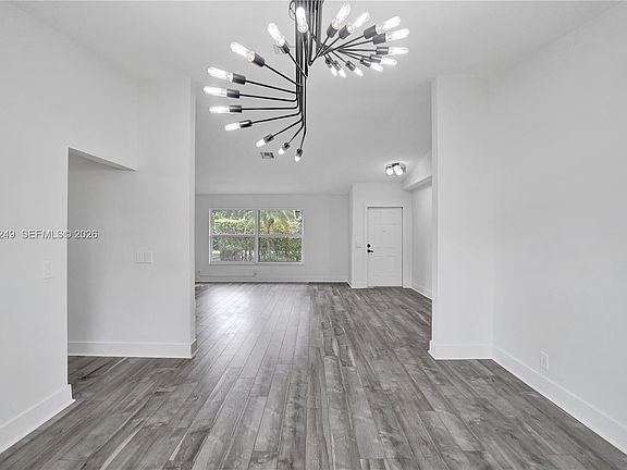 3rd image of 417 SE 4th St