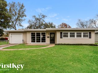 43 Marquette Dr, Florissant, MO 63031
