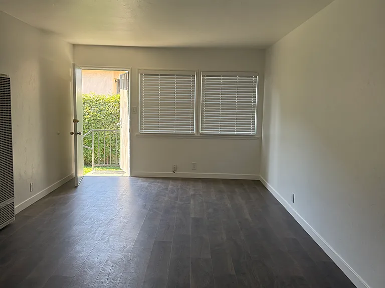 1212 S Marguerita Ave #D — Photo 6