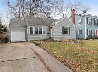 707 W Columbia Ave, Champaign, IL