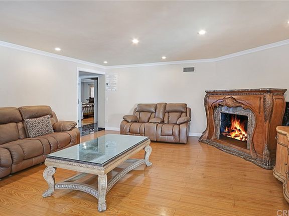 4th image of 13021 Keswick St