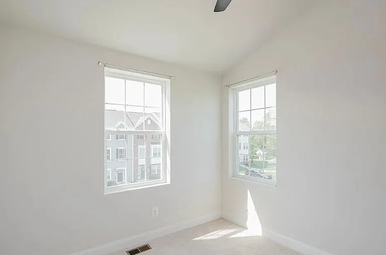 1436 Onnesta Ct — Photo 20