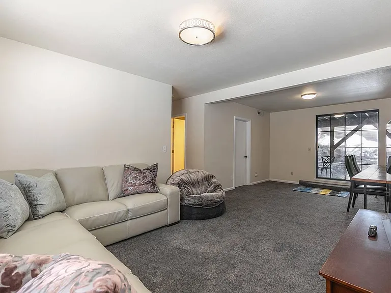 15681 Northwoods Blvd — Photo 19