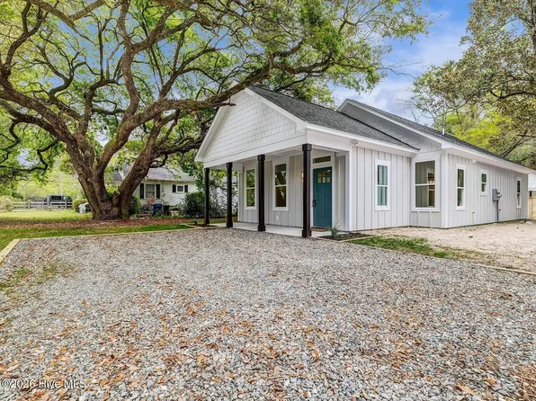 1017 S 41st Street, Wilmington, NC 28403