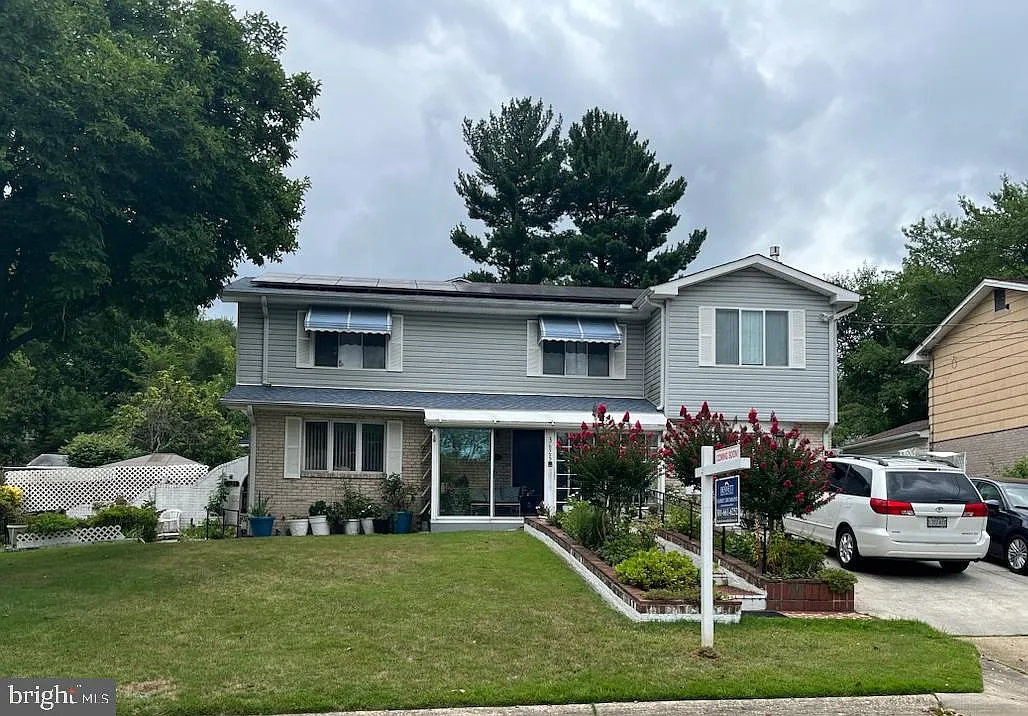 3625 Tyrol Dr photo 1
