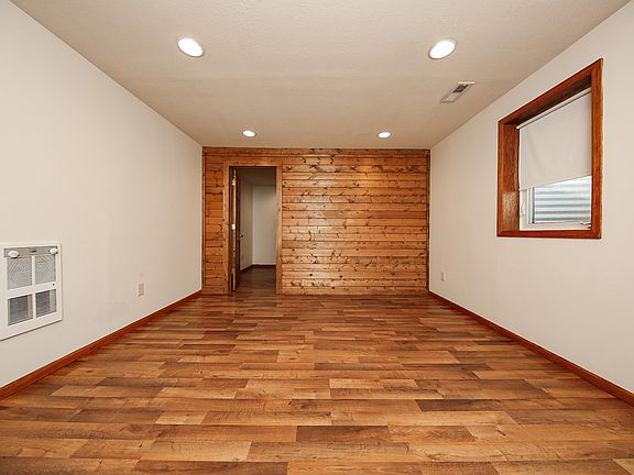 Living room - perfect for family game nights or relaxing on Saturday night
