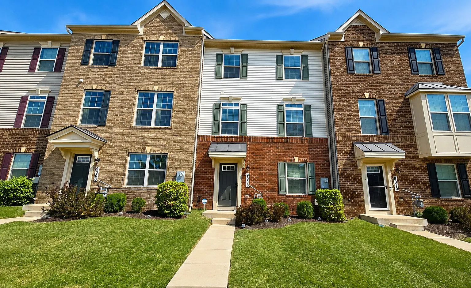 Exceptional 3BR TH for rent in Upper Marlboro — Photo 1