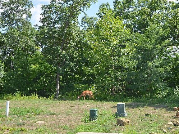 5th image of 6029 Southlake Dr
