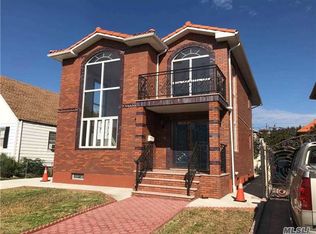 20TH Ave, Whitestone, NY 11357