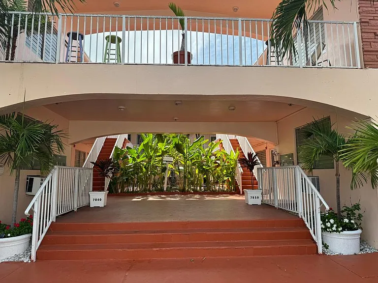 Entrance from Harding Ave. to your 2nd-floor apt.