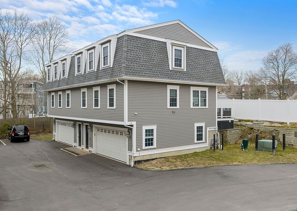 1st image of 113 Elm St #D