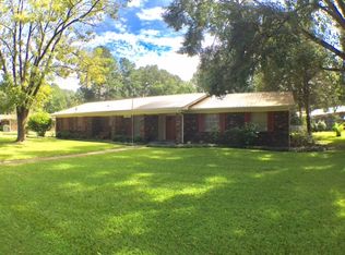1202 Dogwood St, Clinton, MS 39056