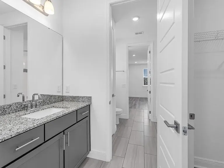 7446 Alpine Butterfly Ln — Photo 31