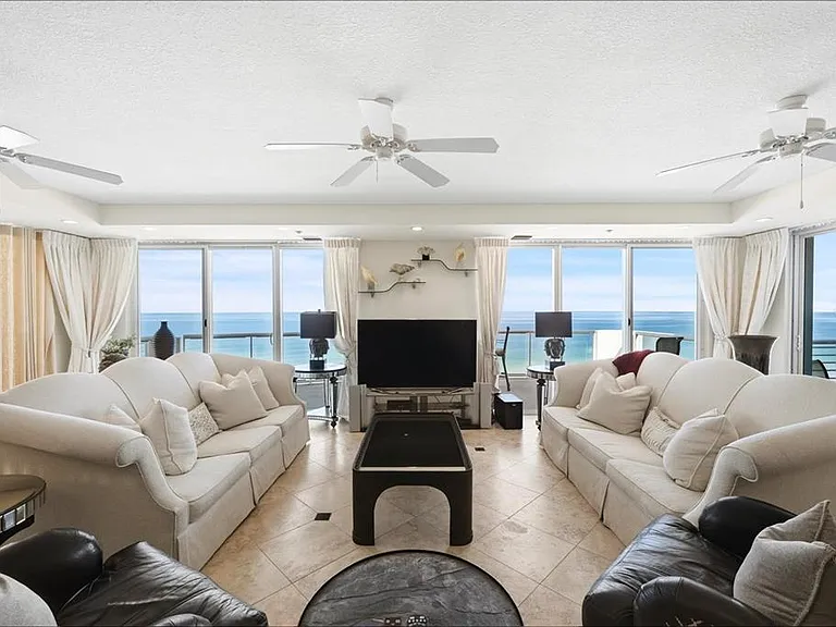 1350 Gulf Blvd #901 — Photo 3