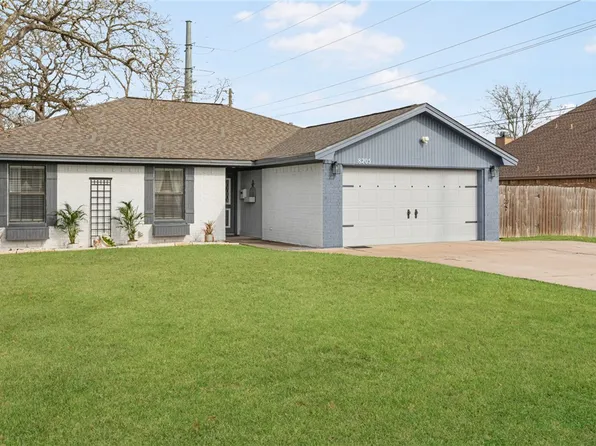 8205 Raintree Dr, College Station, TX 77845