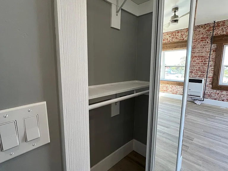 2171 Logan Ave #14 — Photo 5