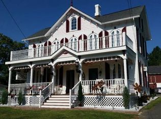 12 Kiceniuk Rd, Annandale, NJ 08801