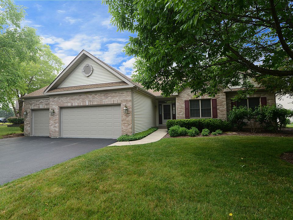 1st image of 850 Woodland Dr