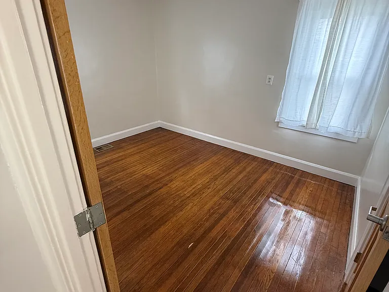 1582 Orchard Grove Ave #1 — Photo 4