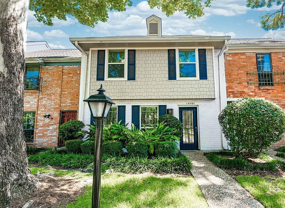 1st image of 10307 Briar Forest Dr #3/4