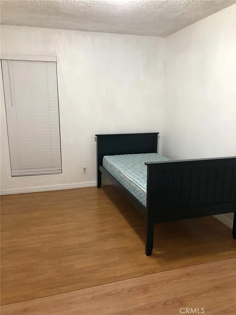 3 bed, 1414 sqft, $1,100 — Photo 3