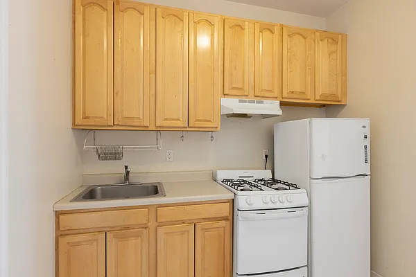 Rented by Compass | media 6