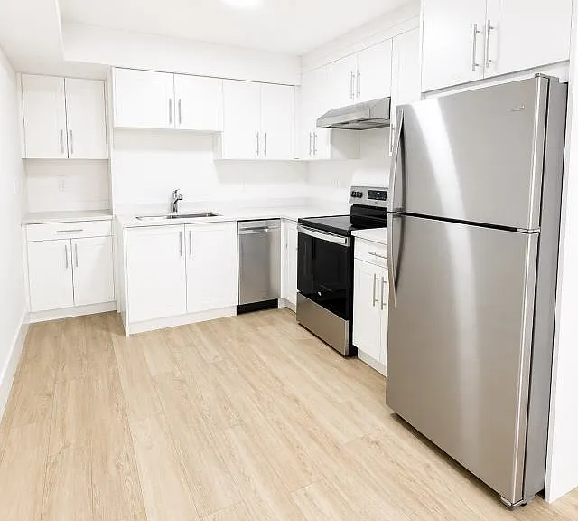 213 Finnigan St #BASEMENT — Photo 4