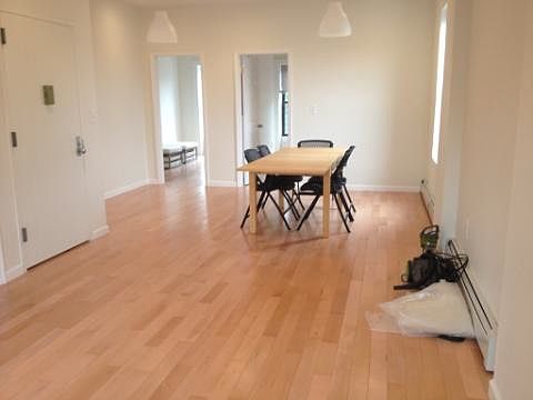 2nd image of 591 Willoughby Ave APT 03