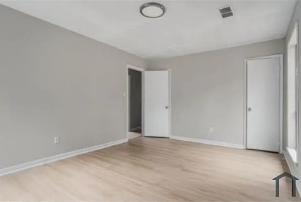 784 15th Ct NW — Photo 15