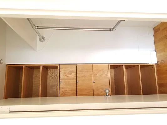 Rented by NYLA Realty | media 12