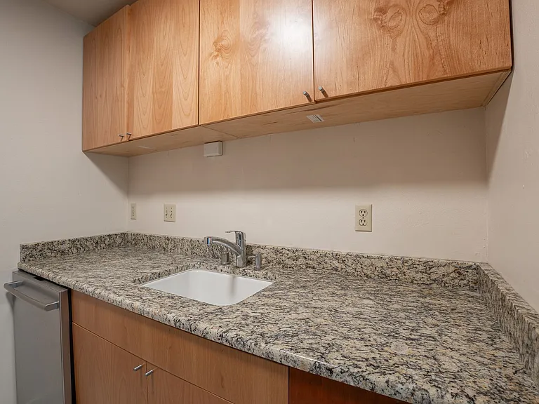 3055 N Oakland Ave — Photo 5