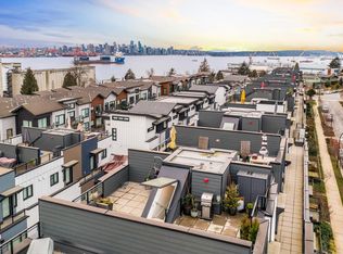 545 E 2nd St #444, North Vancouver, BC V7L 1C8