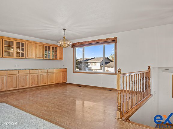 3rd image of 2305 Birch Ave