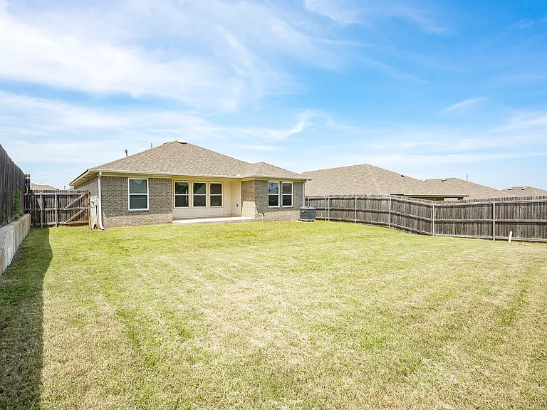 4323 W Country Club Dr — Photo 21