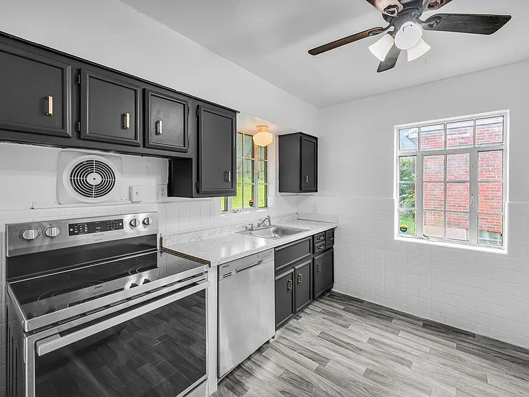 3393 Robb Ave — Photo 10