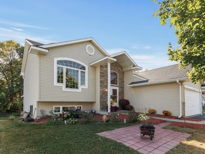 817 Quail Pkwy, Watertown, MN, 55388