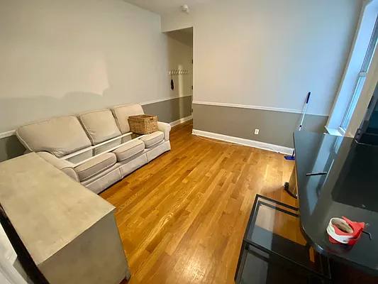 Rented by J PRESTON AND ASSOCIATES INC | media 8